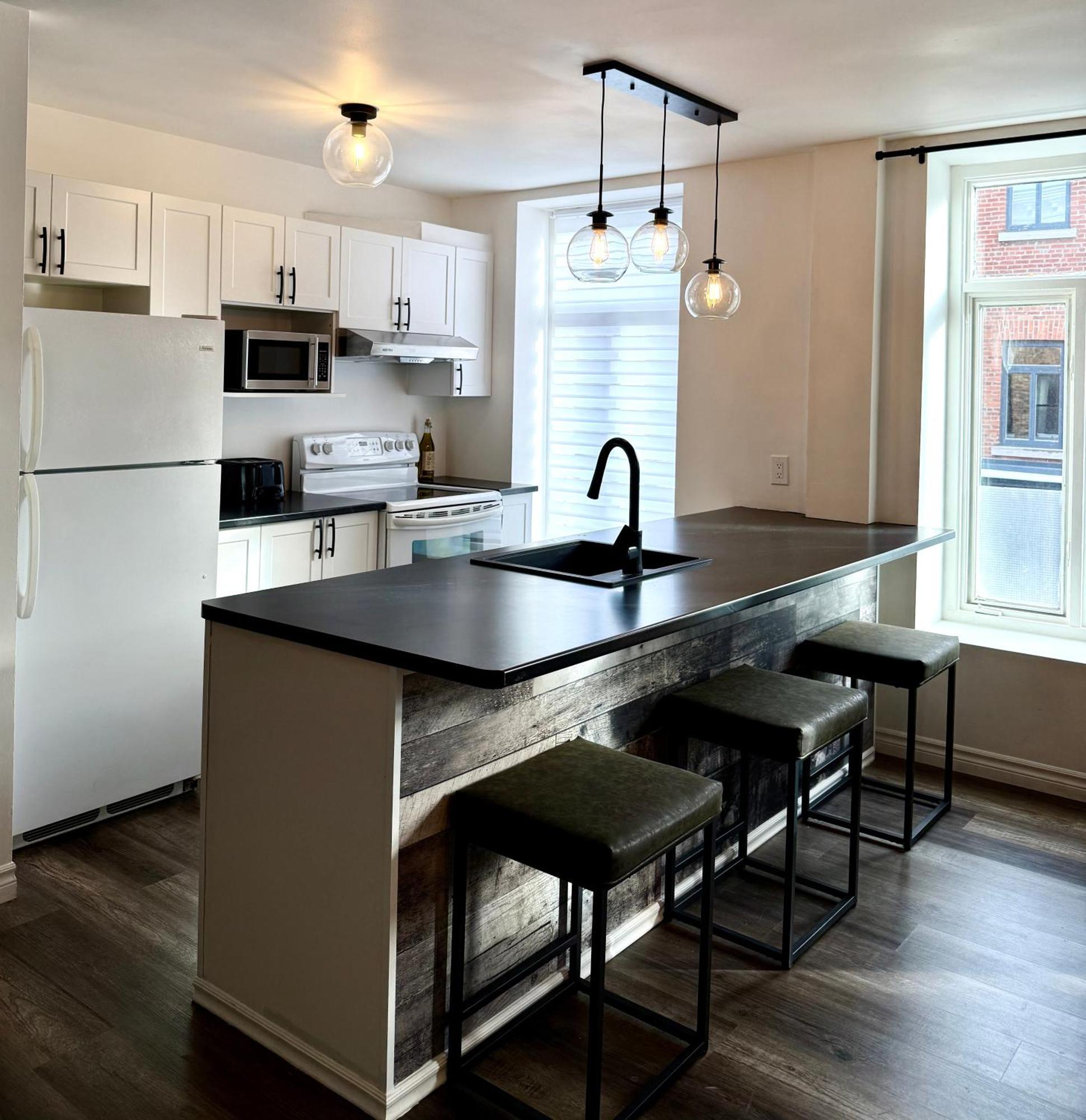 18-26-30 Saint-Joseph Est Apartment Quebec City Exterior photo